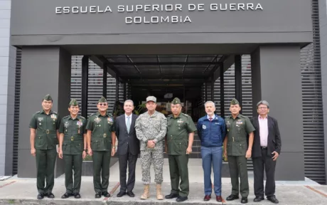 Armed Forces of the Philippines officers and Filipino civil society members visit Colombia